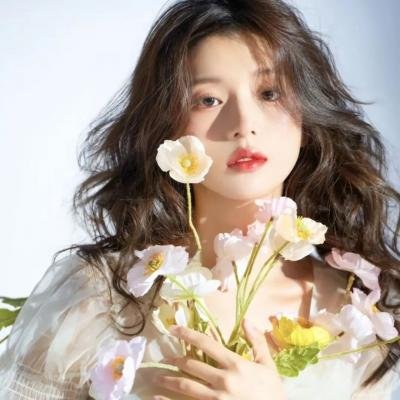 伯爵夫人的耳环